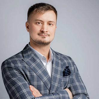 Роман Степанов