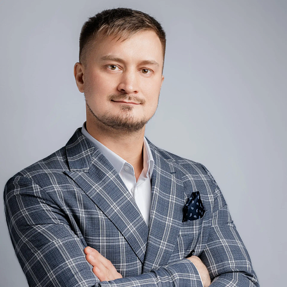 Роман Степанов